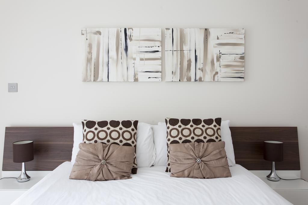 Bezier Apartments Londen Kamer foto