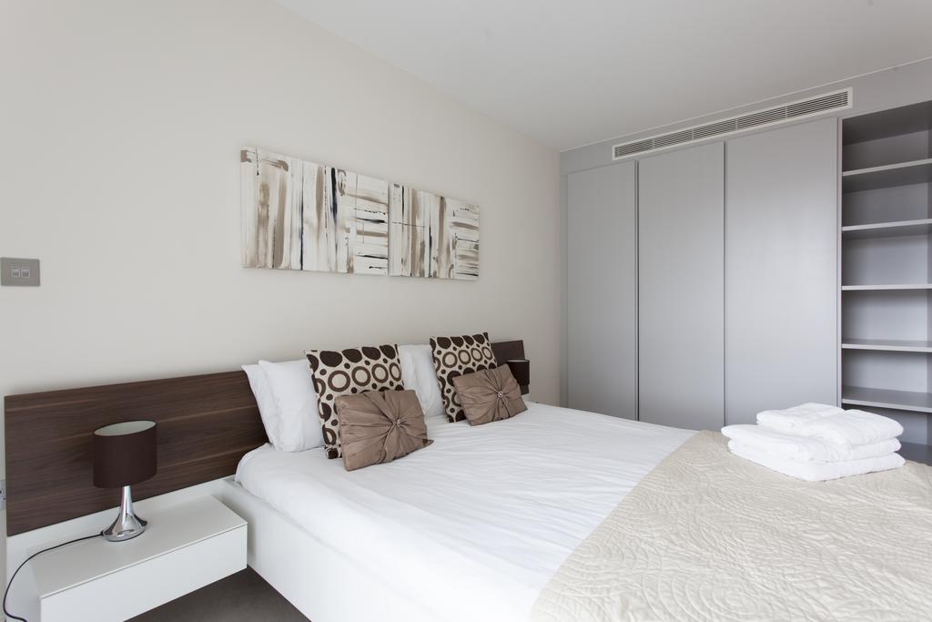 Bezier Apartments Londen Kamer foto
